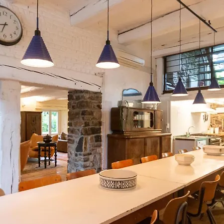 Chemin De Traverse Holiday home *